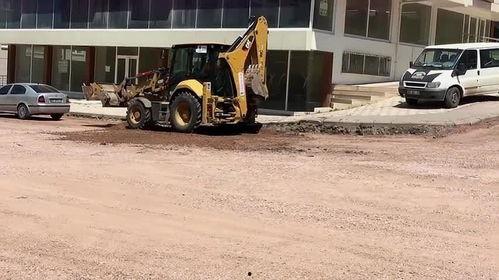 挖机平整视频,高效作业瞬间回顾